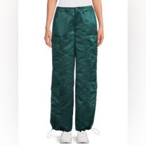 Madden NYC Juniors Dark Green Satin Cargo Pants Sz Small